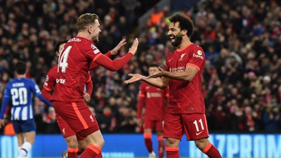 محمد صلاح يودع هندرسون: كان من الرائع أن تكون قائدنا