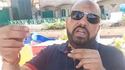 شاهد عيان بواقعة تعدي زوج على طليقته بسلاح أبيض بأحد نوادي بالغربية: اقتحم النادي وطعنها في رقبتها | بث مباشر 