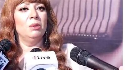 انتصار: عادل إمام أفنى كل حياته في المسرح.. ومسرحياته كانت بتقعد 10 سنين بتتعرض 