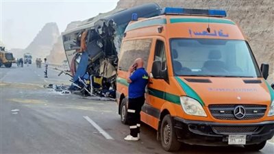 ننشر أسماء مصابي حادث تصادم أتوبيس بسيارة نقل في مطروح