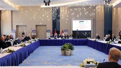 البيان الختامي لاجتماع الفصائل الفلسطينية بمصر.. عباس يشكر السيسي ويدعو لاستكمال الحوار 