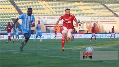 مصطفى عثمان حكمًا لمباراة الأهلي والداخلية في الدوري