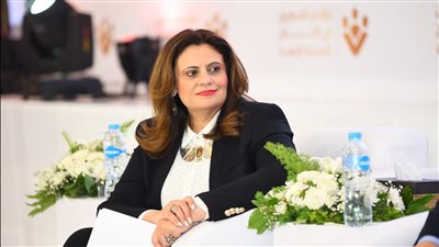 وزيرة الهجرة: نحفز أبناءنا بالخارج على فتح حسابات دولارية والاستفادة بشهادات ذات عائد مرتفع