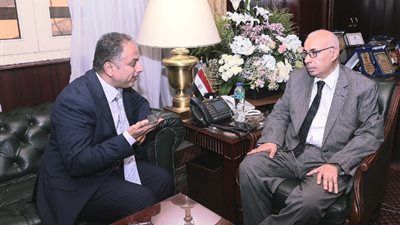 علي حسن يروي سنوات التكوين في القاهرة الكبرى