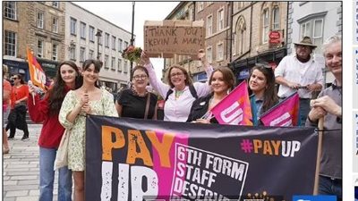 وقف إضرابات المدرسين بعد زيادة أجورهم في بريطانيا