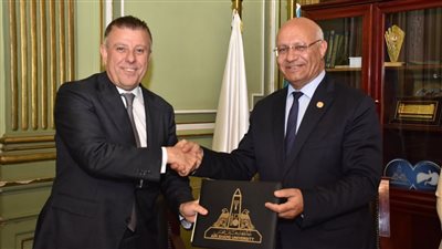 توقيع بروتوكول تعاون بين جامعتي عين شمس وبنها الأهلية بهدف تدريب طلاب الكليات الطبية| صور 