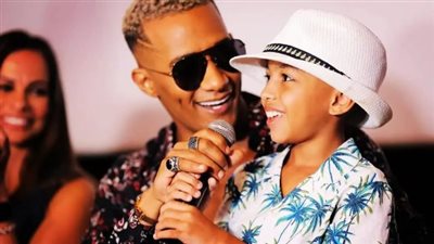  الطفل منذر عن محمد رمضان: صاحبي وأبويا في الفن والسند