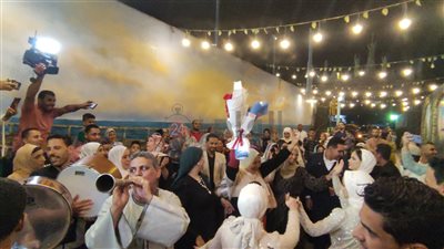 أهالي الباجور يتكفلون بأموال خطوبة 3 أيتام.. ويحضرون بالمئات تلبية لدعوتهم على فيسبوك| صور