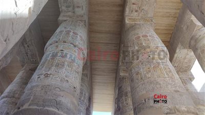 بعدما أثار الجدل.. الأعلى للآثار: السقف الخشبي بمعابد الكرنك صنع لحماية ألوان الأعمدة