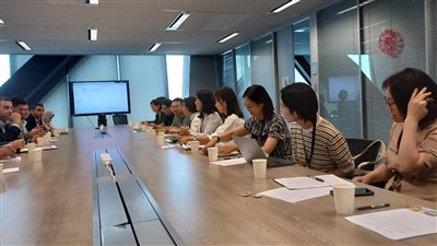 لبحث التعاون الإعلامي بين القاهرة وبكين.. وفد إعلامي مصري يلتقي مسؤولين بمقر التليفزيون الصيني الرسمي