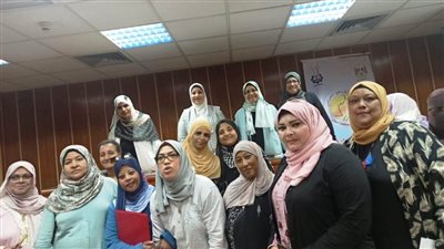 صحتك وسلامتك تهمنا.. ندوة تعريفية لتنظيم الأسرة والصحة الإنجابية بأسوان