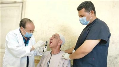 صحة المنيا تقدم خدمات طبية مجانية لـ 1690 حالة خلال قافلة بقرية تنده في مركز ملوي
