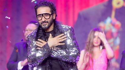 أحمد حلمي يبدأ أول عروض مسرحية ميمو في الطائف بالسعودية