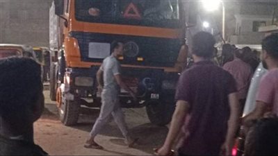 صدمتهم سيارة نقل.. تفاصيل مصرع 5 أشخاص من أسرة واحدة منهم 3 أشقاء بحادث تصادم بطريق كفر شكر المنصورة