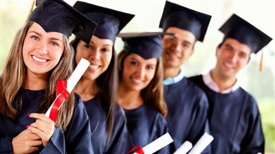  بتمويل 15 ألف يورو.. ننشر آخر موعد للتقديم في منح سفر الباحثين من الجامعات المصرية