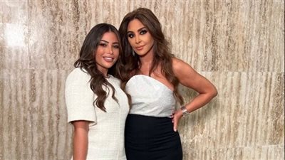 العلمين منطقة سياحية بامتياز وبخدم المجتمع من خلال فني.. أبرز تصريحات إليسا في برنامج التاسعة