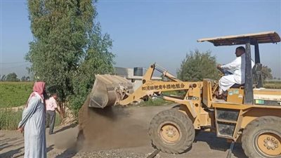 غلق 5 معابر مخالفة على السكة الحديد بالبحيرة