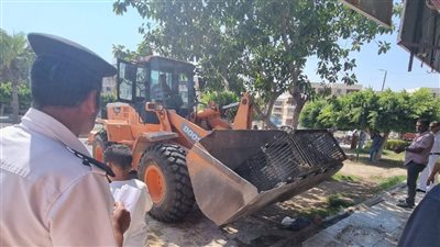 حملات مكبرة لإزالة الإشغالات والمخالفات والتعديات بمدينة النوبارية الجديدة