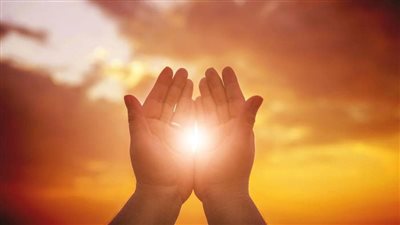 أفضل دعاء لمن مات؟.. يحفظ المتوفى من عذاب القبر