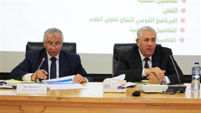 وزير الزراعة يوجه بإعادة تجارب زراعة محاصيل جديدة بسبب التغيرات المناخية