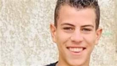 فريق من الغواصين يواصلون البحث عن جثمان 