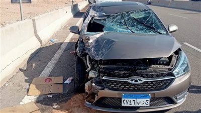 إصابة 5 أشخاص في حادث تصادم سيارتين ملاكي ونقل بطريق الجلالة | صور