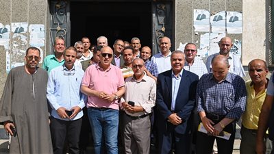 وزير الري يوجه بسرعة حسم موقف المحطات المطورة والمساقي الخاصة بها في البحيرة