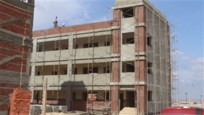 الإسكان: دفع العمل بمشروعات الخدمات والطرق الجارية بالعاشر من رمضان ضمن خطة شاملة