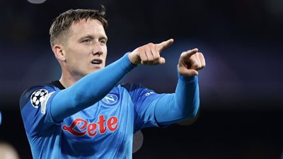 بسبب قرار زوجته.. تعطل انتقال زيلينسكي إلى أهلي جدة