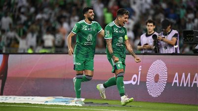 فيرمينو يقود أهلي جدة للفوز على الحزم بثلاثية بالدوري السعودي