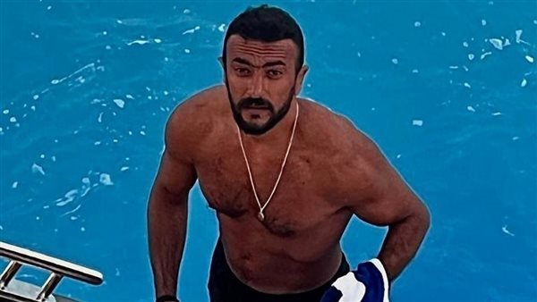 الفنان أحمد العوضي