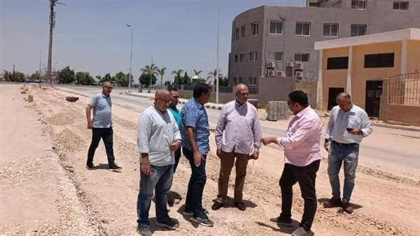 جولة مسئولو الإسكان