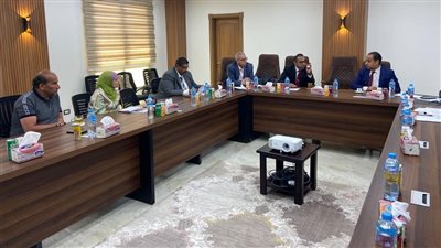 مسئولو الإسكان يُناقشون رغبات مقدمي طلبات توفيق أوضاع الأراضي المضافة لأحوزة عدد من المدن الجديدة