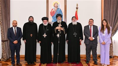 أسقف البحر الأحمر يستعرض مشروع المدرسة الدولية للبابا تواضروس الثاني