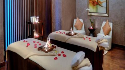 جلسة مساج بعقد ألماس.. سيدة تتعرض للسرقة بطريقة غريبة داخل فندق شهير بالساحل الشمالي