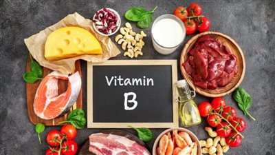 أهمية فيتامين ب 12 لصحة الجسم.. تعرف عليها