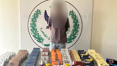 القبض على شخصين بتهمة الإتجار في الأدوية المحظورة بالقاهرة 