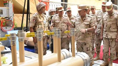 الفريق أسامة عسكر يشهد تنفيذ إحدى مراحل مشروع مراكز القيادة التعبوي التخصصي لإدارة الوقود