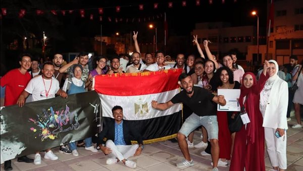 جانب من الفوز 