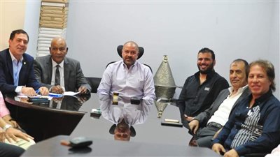 الأهلي يختار بديل عماد متعب في رابطة الأندية ومطالبات بزيادة عدد الأجانب