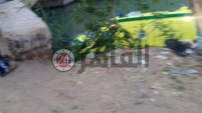 بعد نقلهم حالة كورونا.. إصابة سائق ومسعف إثر انقلاب سيارة إسعاف في ترعة بالغربية