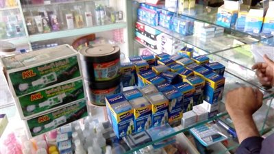 الرقابة الإدارية: ضبط 18580 ماسك طبي و23 ألف عبوة أدوية مجهولة المصدر في 3 محافظات