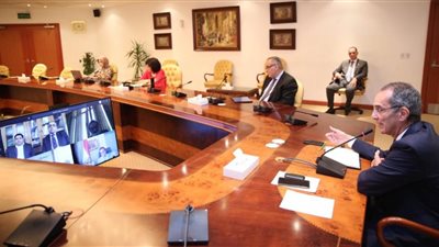 وزيرا التعليم العالي والاتصالات يتابعان تنفيذ التحول الرقمي بالجامعات