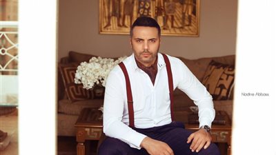 أحمد فريد بشخصية مختلفة ويتزوج رانيا محمود ياسين في فلانتينو مع عادل إمام (فيديو)