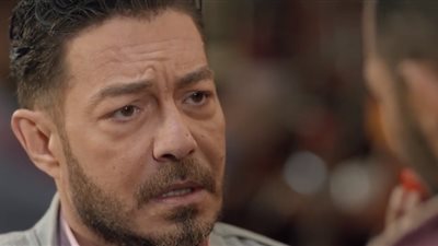 أحمد زاهر يتلقى تهديدات بالضرب بسبب شخصية “فتحي” في مسلسل البرنس (صور)