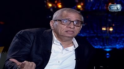 أحمد السبكي: بحب أجواء أفلام “هز الرقاصات” ومفيهاش ألفاظ خارجة (فيديو)