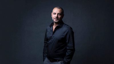 تامر محسن: حسابات الدراما مرهقة للغاية.. وأكره المسلسلات ولكني مدين لها بفضل كبير