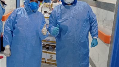 جولة داخل مستشفى العجمي للحجر الصحي.. وتوزيع الحلوى على مصابي كورونا (صور وفيديو)