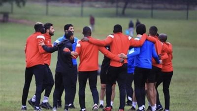 حارس الأهلي يتلقى عرضين من المقاولون وحرس الحدود