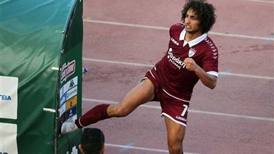 بعد طرده من لارسيا.. مصدر من أسرة عمرو وردة يفجر مفاجأة ويوضح السبب (خاص)